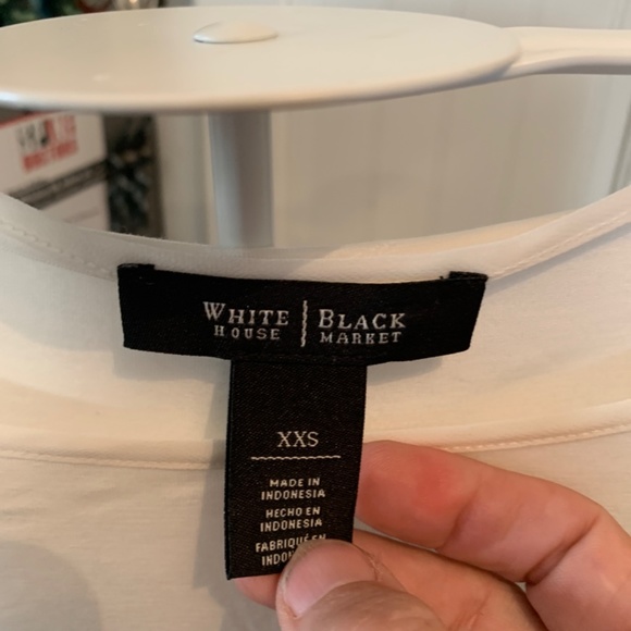 White House Black Market sequin‎ hem tee. Worn 2x. Retail 69 - Picture 6 of 8